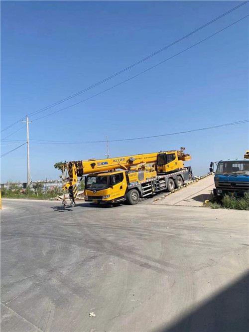 播州区吊车作业时，可能会产生哪些额外收费项目？